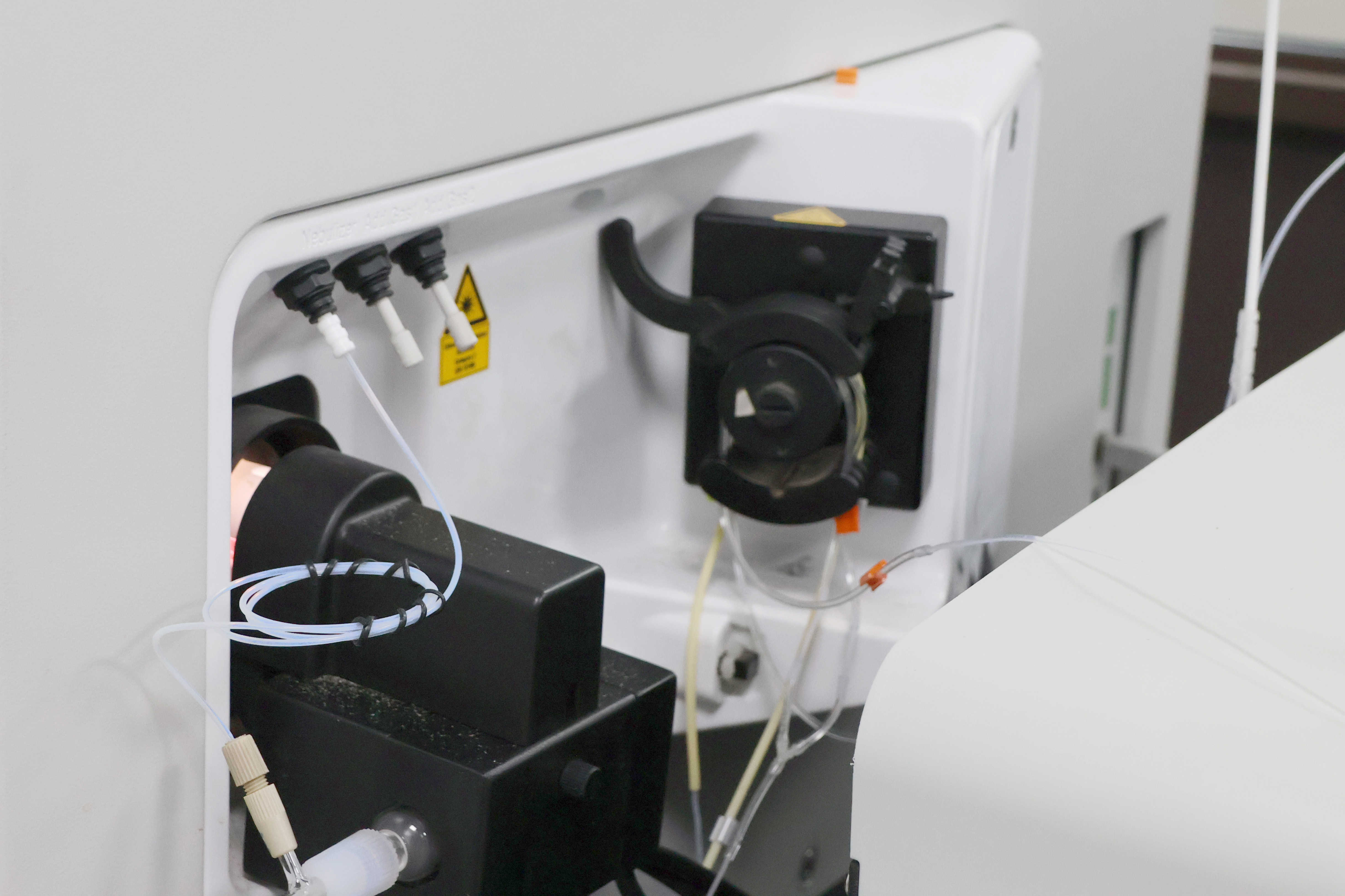 热电iCAP RQ等离子体质谱仪2.jpg